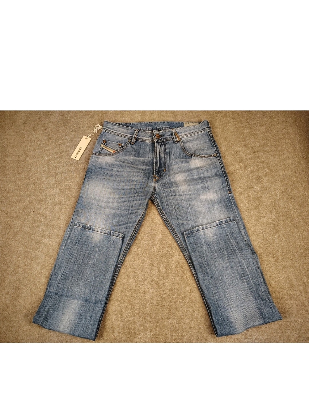 Men's Diesel KRAYVER Wash 0826D Regular Slim-Carrot Jeans Size W27 L32